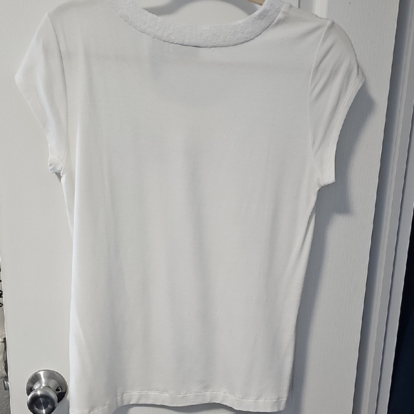 Chico's Classic White Short Sleeve Tee - Picture 4 of 4